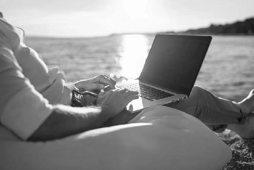 How to Become a Digital Nomad How to Become a Digital Nomad